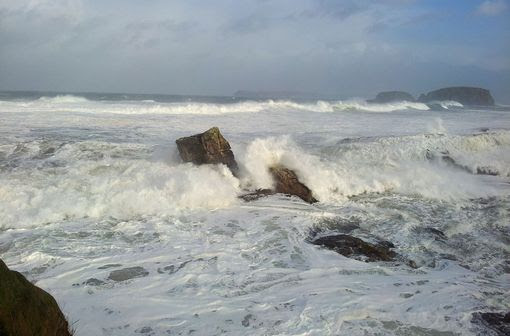 Rough seas at Ballintoy harbour, Co Antrim