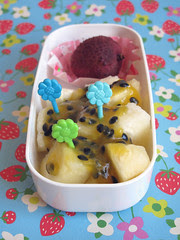 Ananas con sciroppo al frutto della passione (lato dolce)