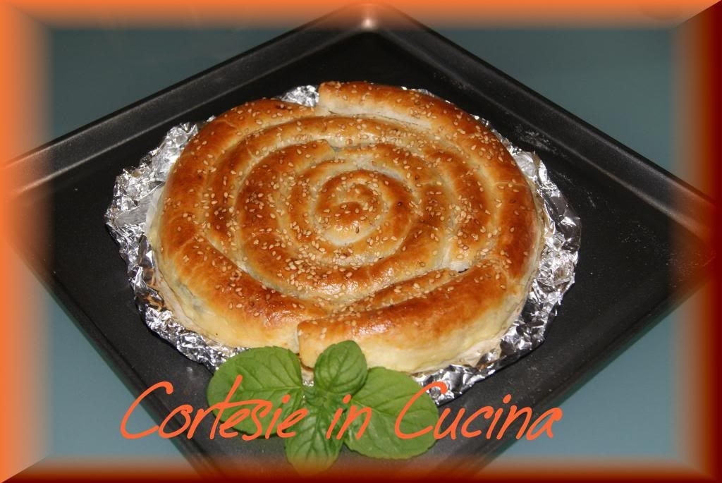 Torta salata a girandola con ricotta e spinaci