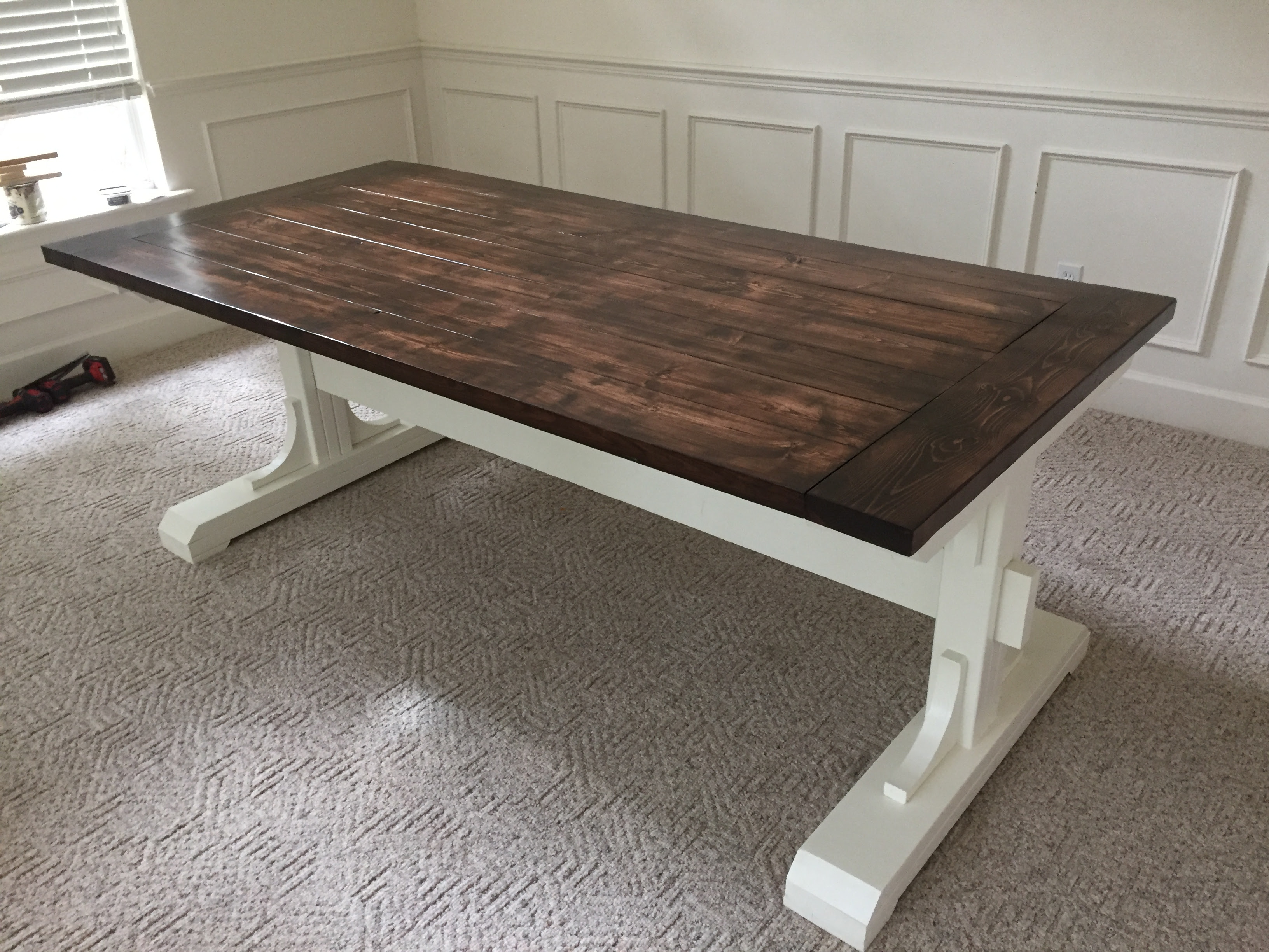 Ana White Double Pedestal Farmhouse Table - DIY Projects