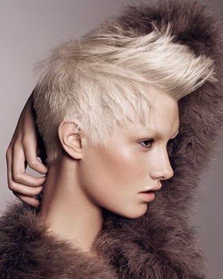 Model Rambut Pendek Wanita Yang Menjadi Trend Sepanjang 