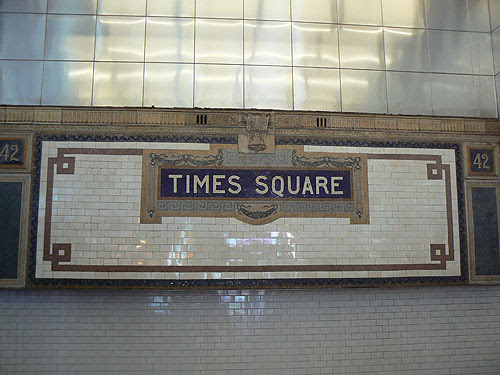 times square métro.jpg