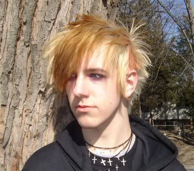 jeffree star with no makeup. its not Jeffree star