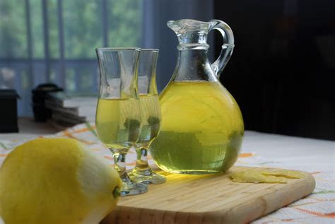 limoncello cocktail recipe amazing food  easy