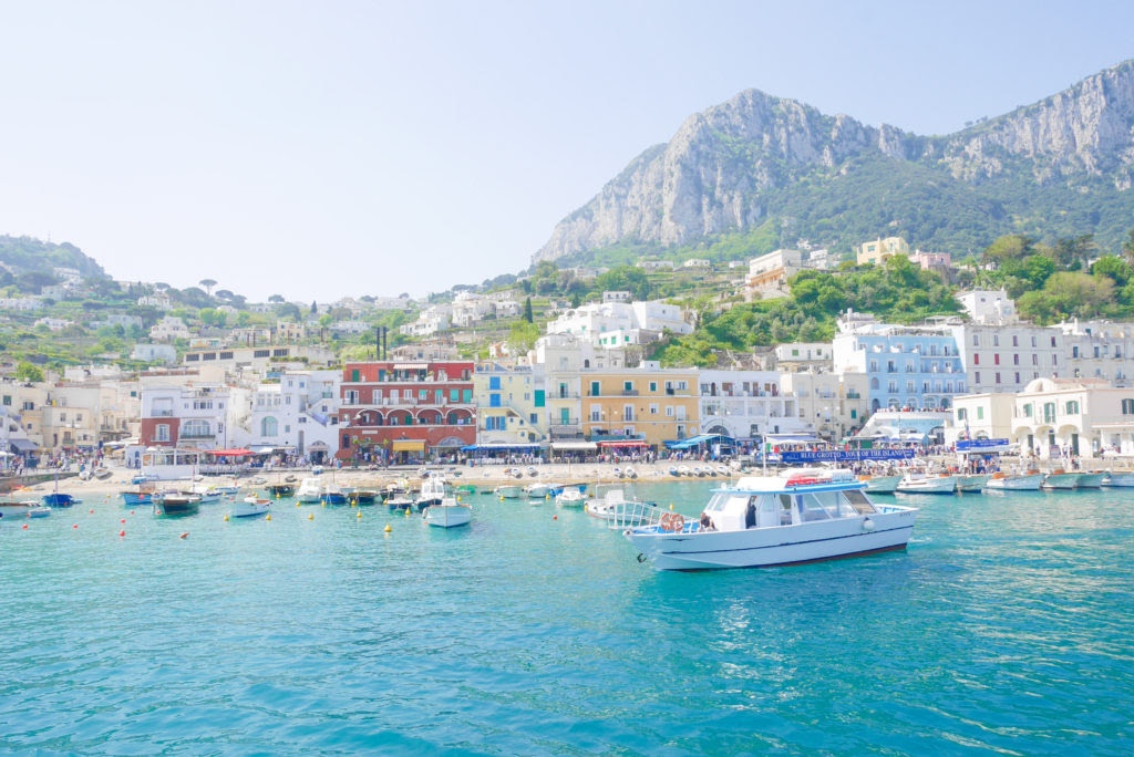 南イタリア旅行記 ソレントからカプリ島へ お洒落なカプリ地区を散策 ダーリンと世界を旅したい