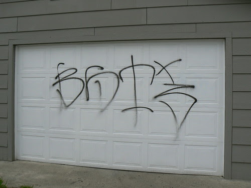 BST (northwestgangs) Tags: graffiti gangs wapato surenos nortenos brownpride 
