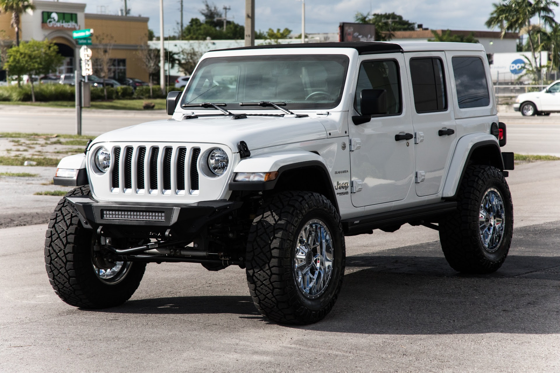 Used 2018 Jeep Wrangler Unlimited Sahara For Sale ($49,900)  Marino