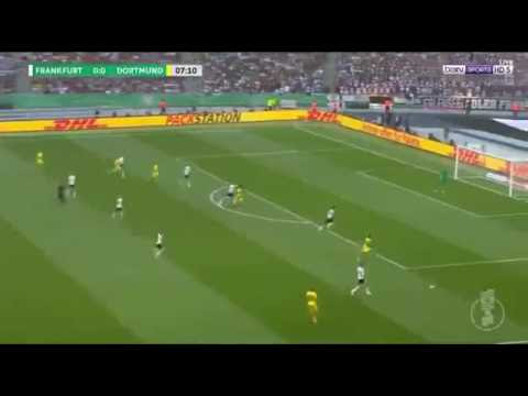 بروسيا دورتموند ينجح في الفوزعلى آينتراخت فرانكفورت بنتيجة 2-1