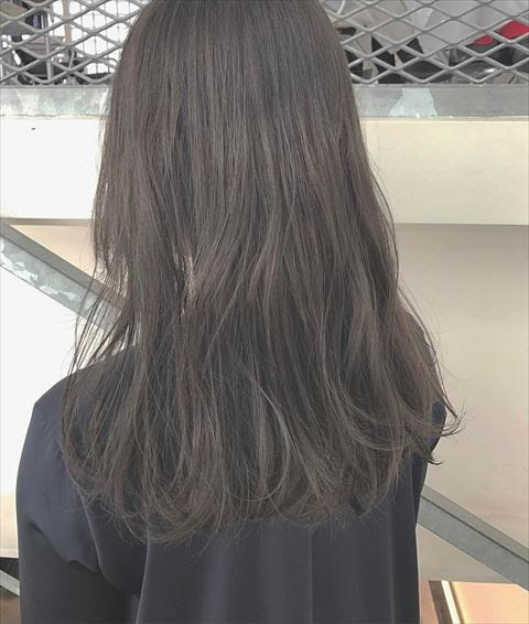 抜群の透明ヘアカラー 流行の アイスグレー で最高にモテる髪色へ Odeco Mart Blog