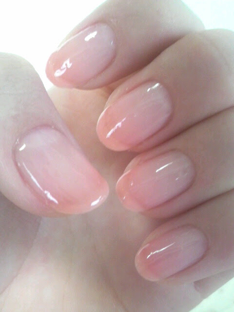 ぷるぷるクリアピンク 春奈 のネイル ネイルクルー
