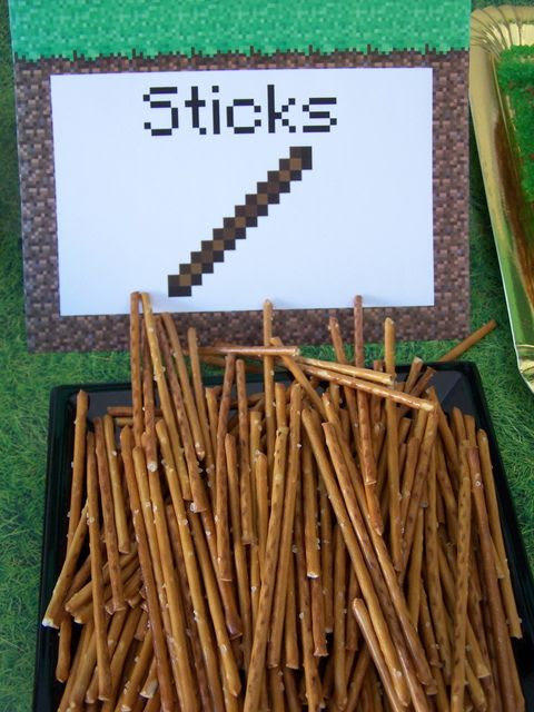Photo 6 of 71: Minecraft Birthday Party / Birthday Minecraft Party | Catch My Party