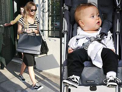 ashlee simpson with baby