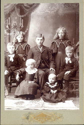 Dad and six kids