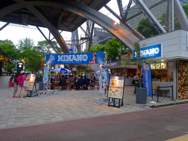 名古屋テレビ塔下にタヒチをイメージしたビアガーデン ヒナノガーデン がオープン 1 写真共有サイト フォト蔵