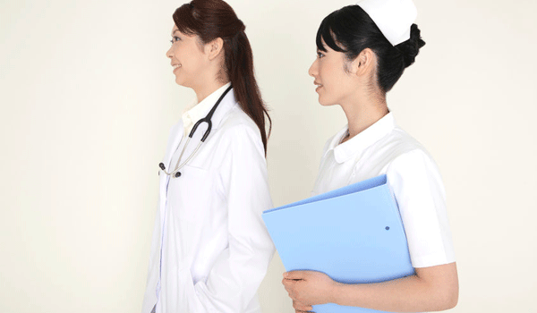 看護師長になるには 役割や年収 転職 求人の実態を解説