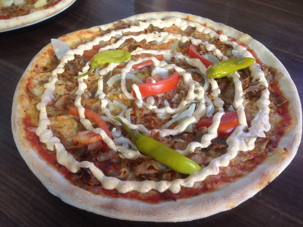 Pizza nära Östra Ljungby 