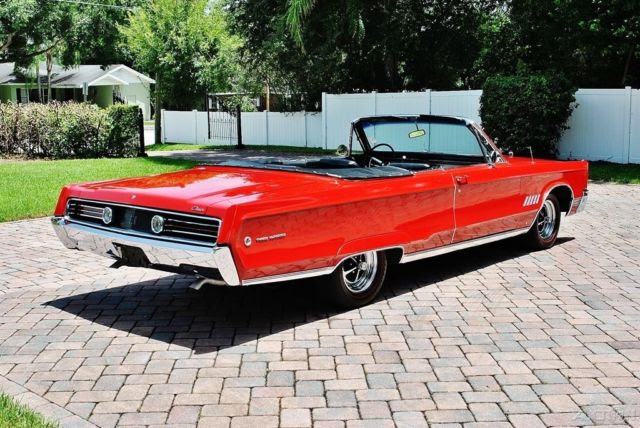 1968-Chrysler-300-Convertible-with-Power-Steering-and-...