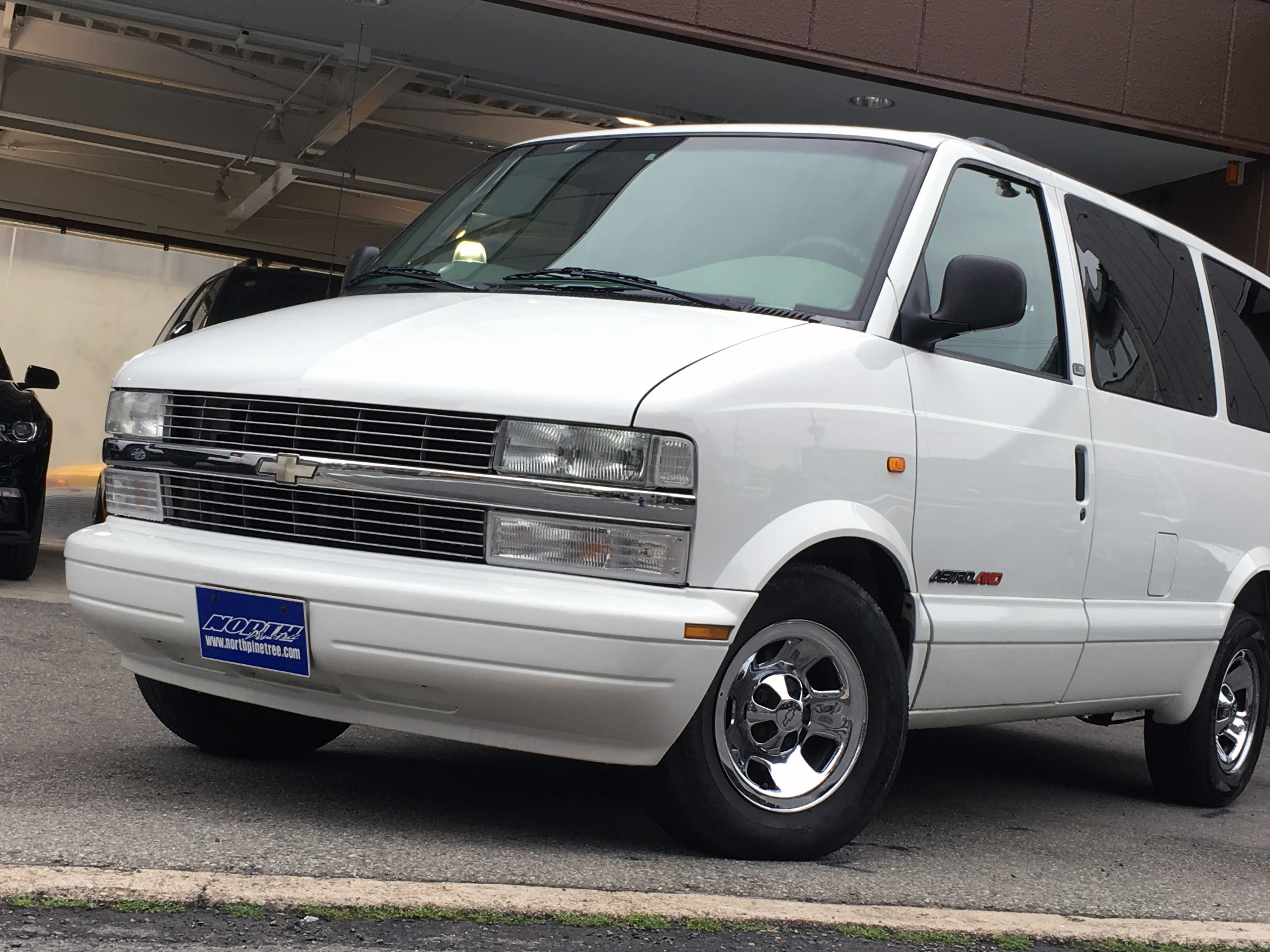 アメ車 逆輸入車 専門店 神戸ノースパインツリー Mobile