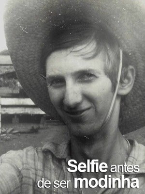 'Precursor do selfie' mostra autorretratos que faz desde 1966 (Ari Edmundo Flach/Arquivo pessoal)