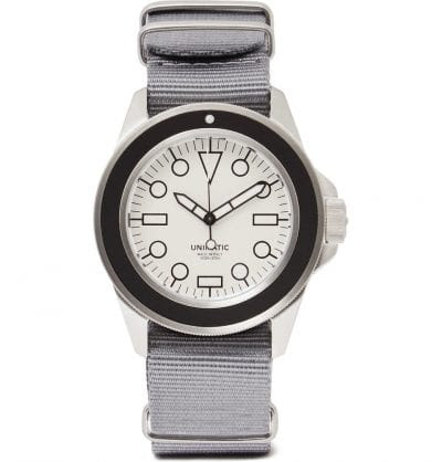 Reloj con correa gris