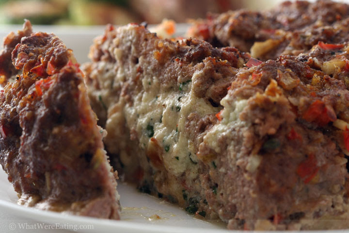 http://www.whatwereeating.com/food_pics/2007-10-15_stuffed-meatloaf-2.jpg