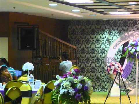 VIDEO : angklung~ i'm yours :dewan tabung haji johor bahru 2012 -  ...
