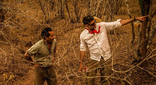 Luiz Fernando Carvalho e ator Chico Díaz em gravação de “Velho Chico” (Foto: Caiuá Franco/Divulgação/TV Globo)
