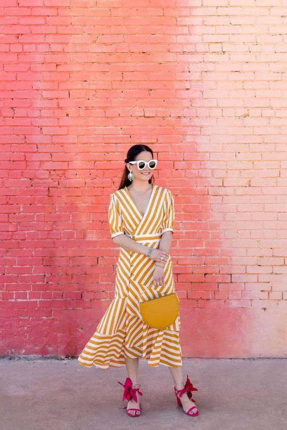 Best Ways To Wear Striped Dresses: Full Guide With Pictures 2022