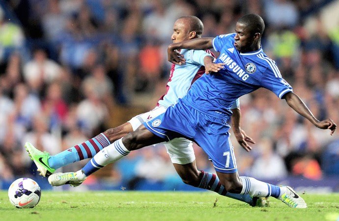 Ahmadi e Ramires Chelsea e Aston Villa (Foto: Getty Images)