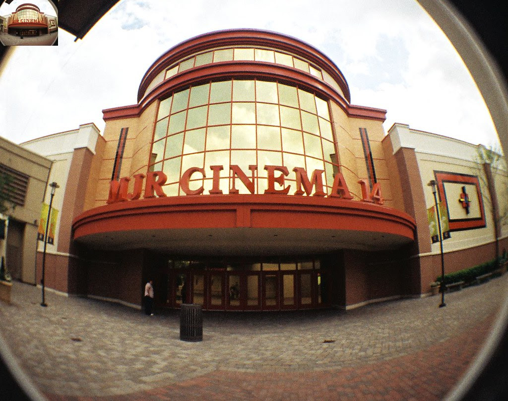 How can you find showtimes for the MJR Partridge Creek