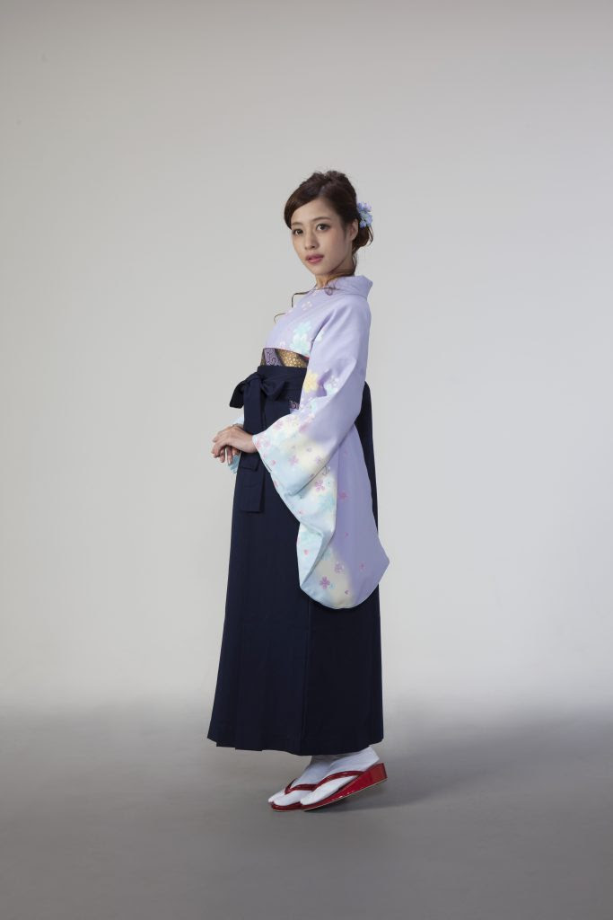 卒業式 袴にピアスやイヤリングはダメ