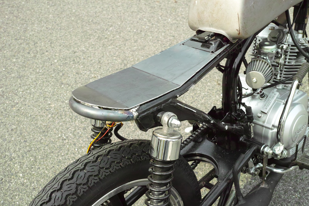 そうだ バイク 乗ろう ９ シート Yb125sp ワンダードライビング