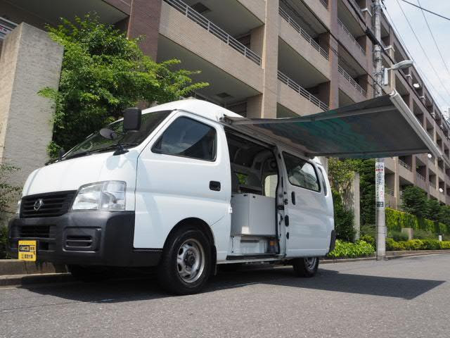 日産 Nissan キャラバン 移動販売車 ケータリングカー キッチンカー加工車登録８ナンバ ハイルーフ Lc Cqge25 中古車情報 C 中古車検索サイト カータウン Jp