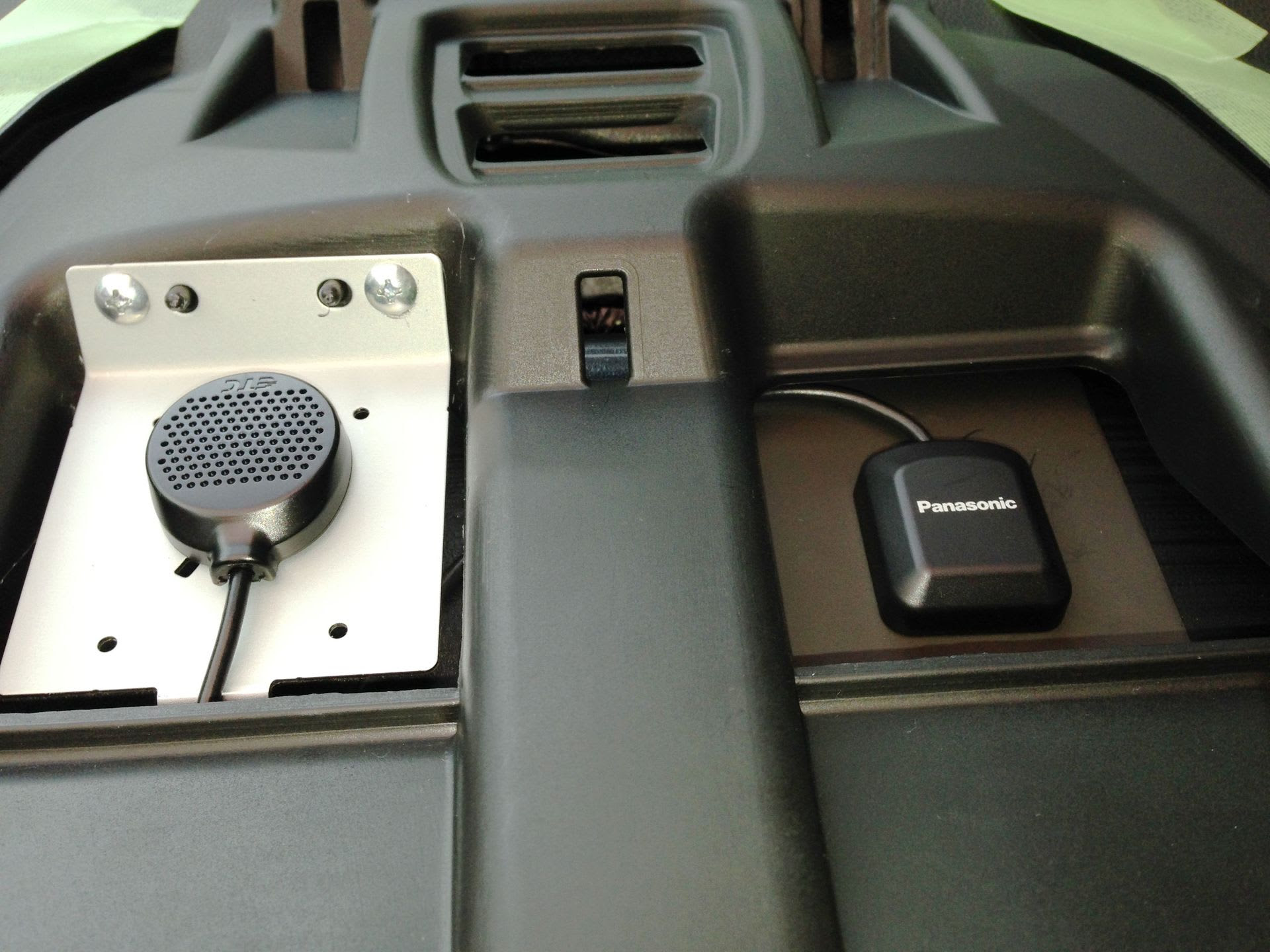 フィットシャトル ハイブリッド ナビ Dsrc Etc取付け ２ Gpsアンテナ設置 Etc取替え Mad Drums Lab マッド ドラム ラボ