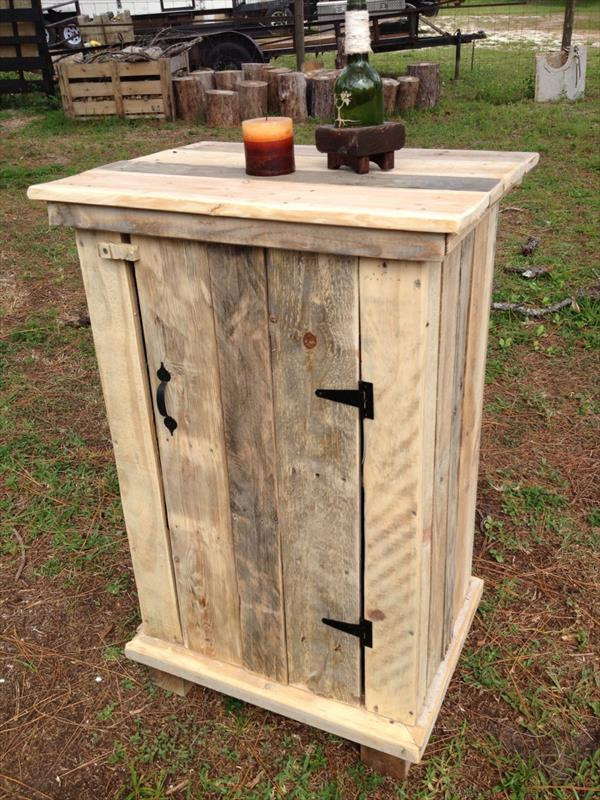 Pallet Cabinet / Nightstand / Side Table Pallet 