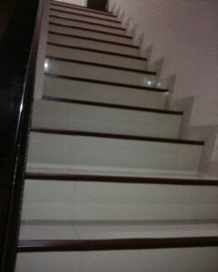 JUAL STEP NOSING TANGGA HARGA LIS KARET PENGAMAN TANGGA JUAL STEP NOSING TANGGA HARGA LIS KARET PENGAMAN TANGGA