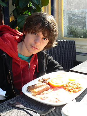 paul au blue lady pub.jpg