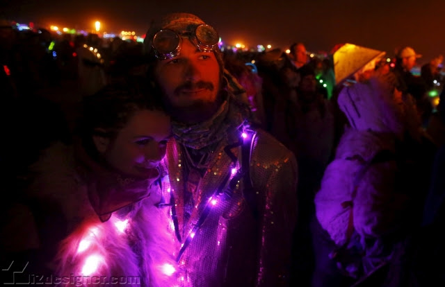 iZdesigner Team - Burning Man 2015 - Lễ hội văn hóa, âm nhạc, nghệ thuật tại Mỹ