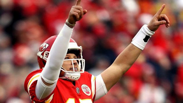 Jan 03, · National Football League signed a multiyear deal to make Caesars Entertainment Corp.its first-ever casino partner, bringing the pro sport and its .
