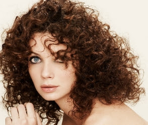 Tarina Tarantino Makeup on Diffuse Hair Correctly  Straight  Wavy Curly Hair