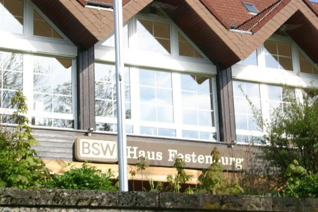 Busreise Der Super Senioren In Den Harz Ftsv Fortuna Elmshorn Von 1890 E V 17 20 Mai 2007 Nach Festenburg Oberharz Start 9 00 Uhr Elmshorn Start Um 09 00 Uhr Parkplatz Sport Planet Gleich Geht Es Los Nur Noch Koffer Verladen Programm Do