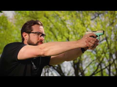 Video Glock In Tiffany Blue