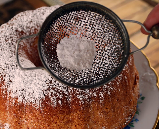 Sour Cream Pound Cake - sprinkle CU