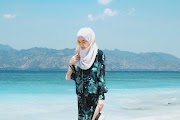 11+ Terbaru Foto Model Ala Pantai, Foto Artis