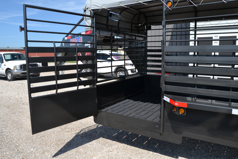 2016 Neckover 6'8"x32' Stock Trailer w/Lifetime Rubber ...