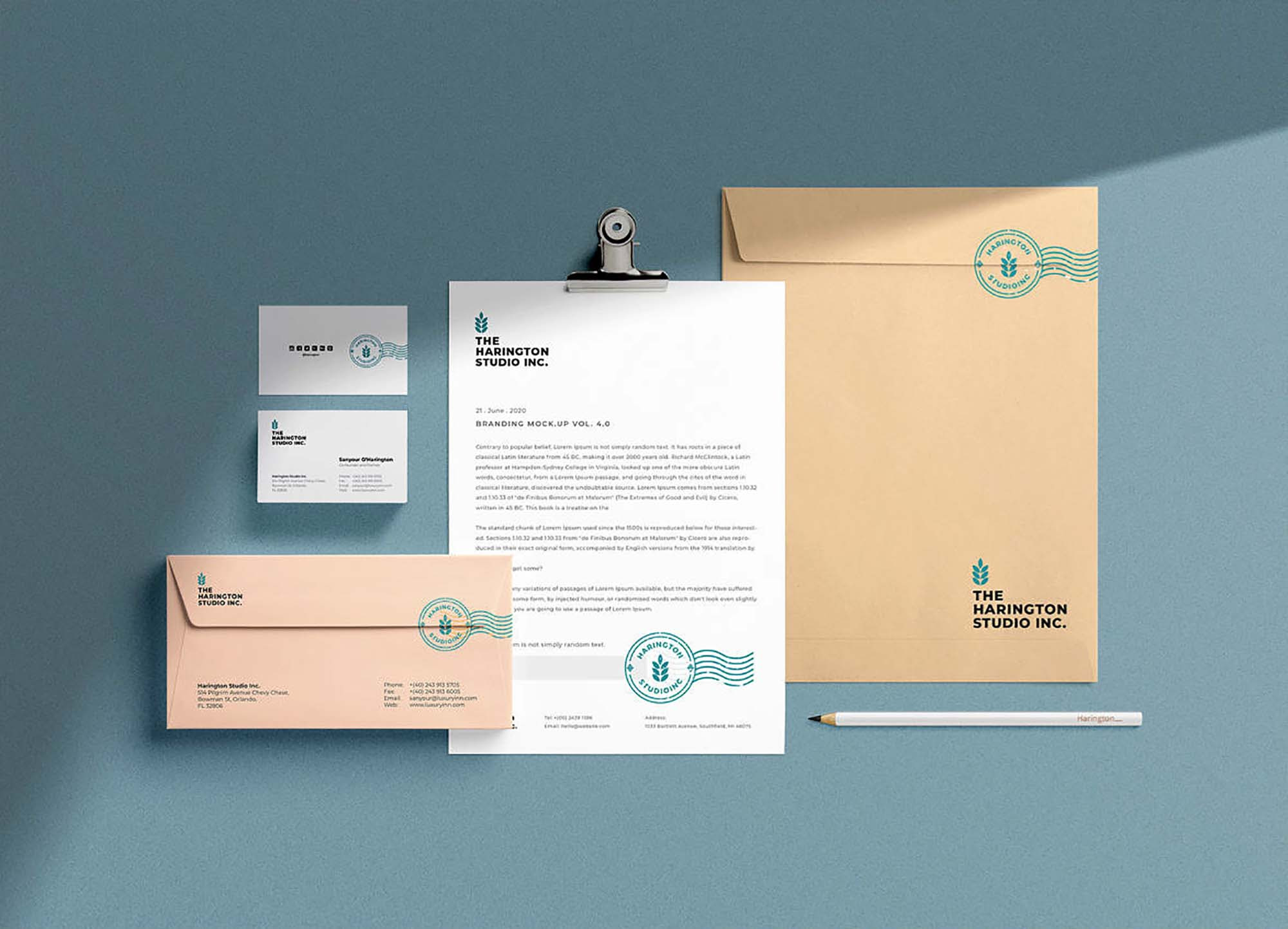 Download Stationery Branding Free Mockup (PSD)