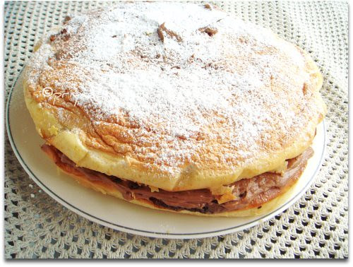 Meringue cake