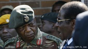 Simbabwe Constantine Chiwenga und Robert Mugabe