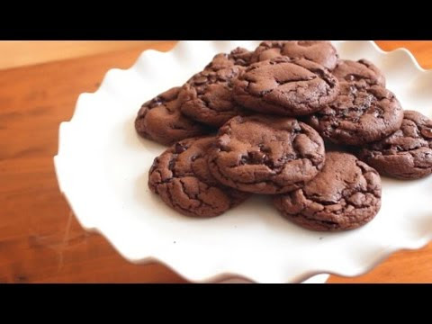 VIDEO : double chocolate cake mix cookies | 4 ingredients - thank you for watching! you guys are awesome!! subscribe to my channel: https://www.youtube.com/user/aniaschoices? ...