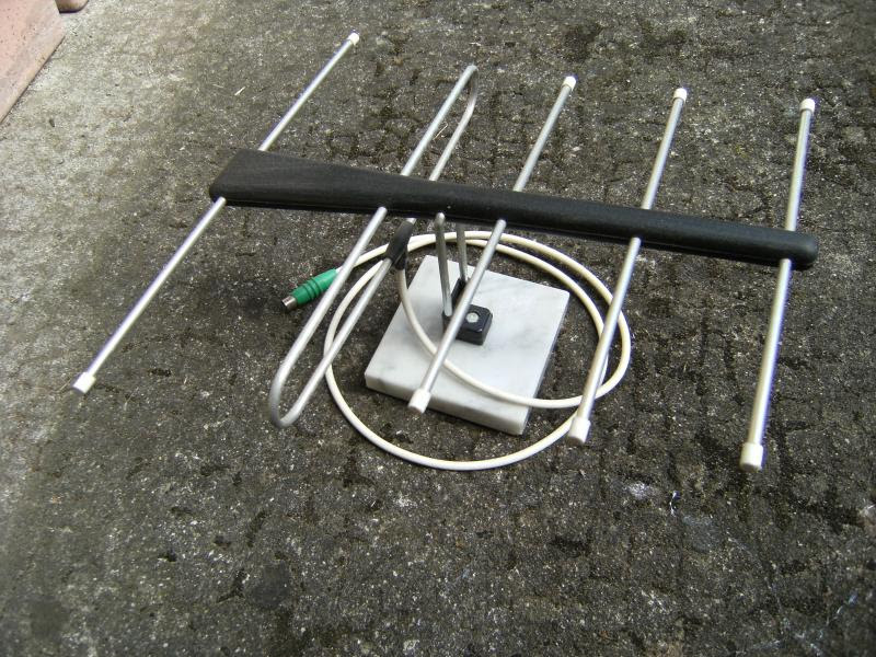 TVNT.net - Le forum de la TNT • Vieilles antennes d'intérieur : La  télévision analogique